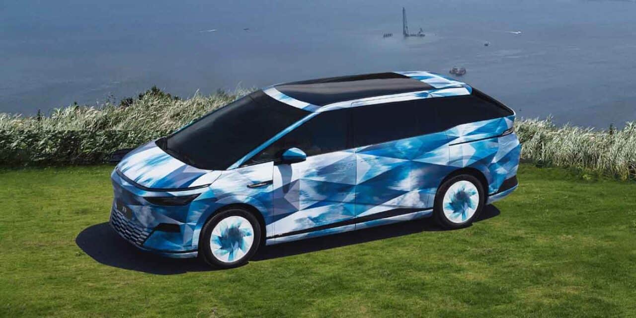 XPeng MPV Top 1280x640 c7c21